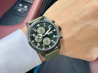  IWC Pilot  Belt Style Black  43mm Watch